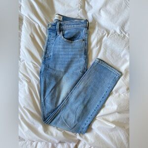 Aritzia Denim Forum
The Yoko High Rise Slim 28L